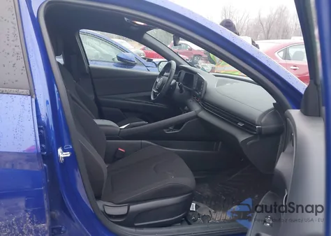 2025 Hyundai Elantra Sel Sport z USA, uszkodzony, nr VIN KMHLM4DG8SU938383